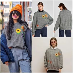 Zara checked sweatshirt with embroidery oversized